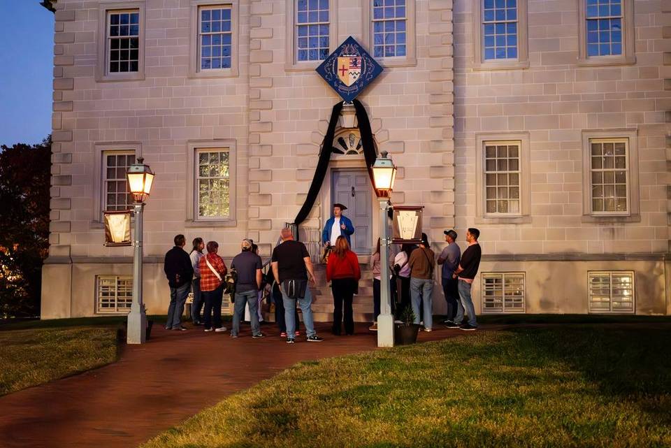 Alexandria ghost tour pub crawl