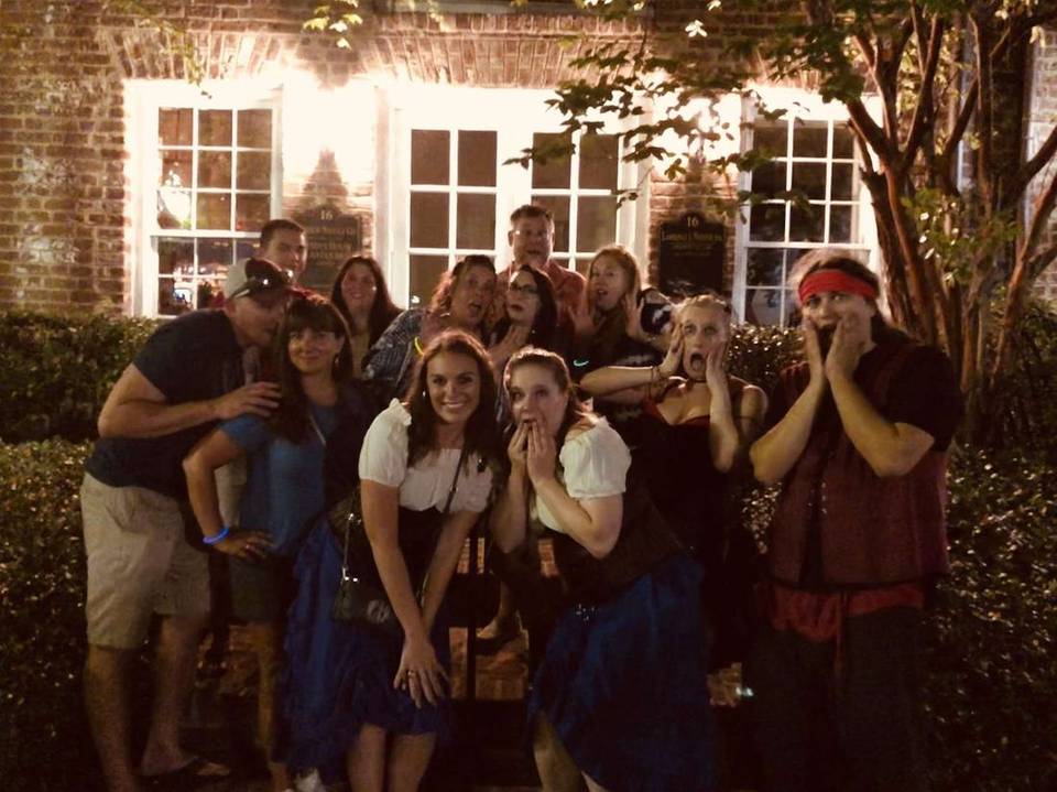 Charleston ghost tour pub crawl