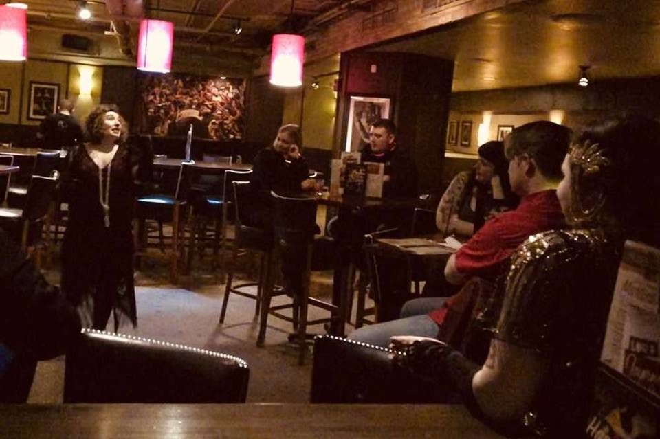 Chicago ghost tour pub crawl