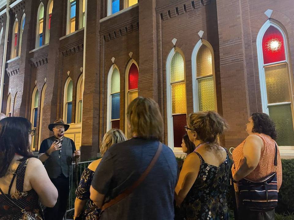 Nashville ghost tour pub crawl
